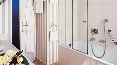 Atlantic Landgut Horn Hotel 4*